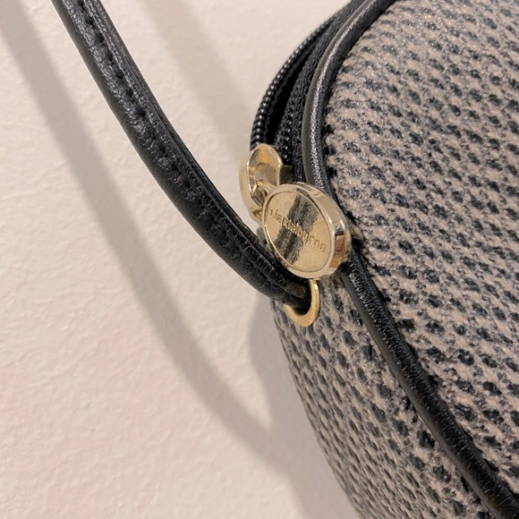 LIZ CLAIBORNE Vintage mini crossbody bag - Picture 6 of 6